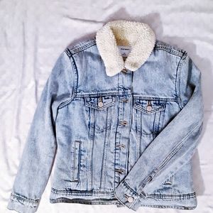 Old Navy Sherpa Lined Jean Jacke
